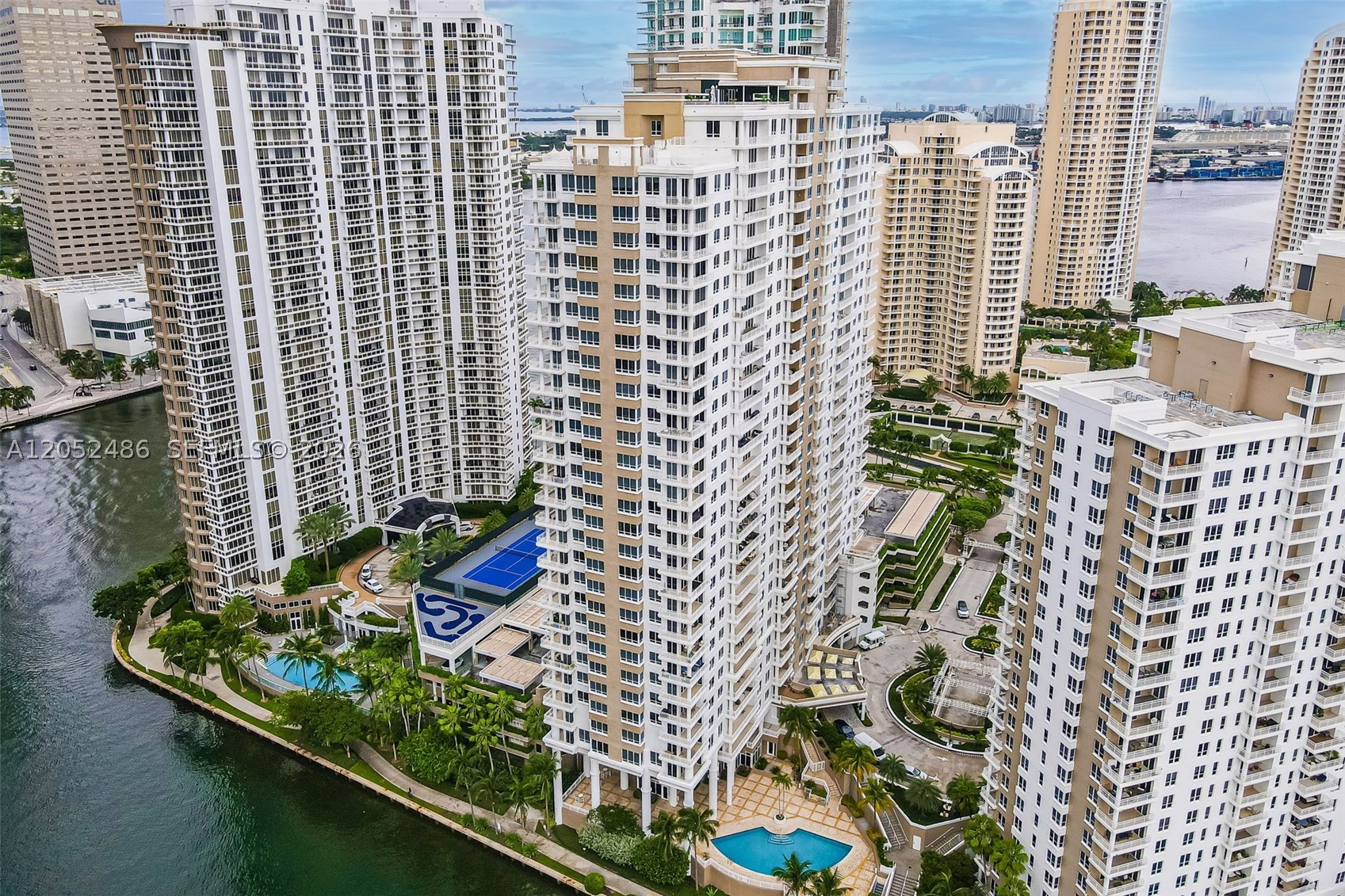 801 Brickell Key Blvd #2108, Miami FL 33131