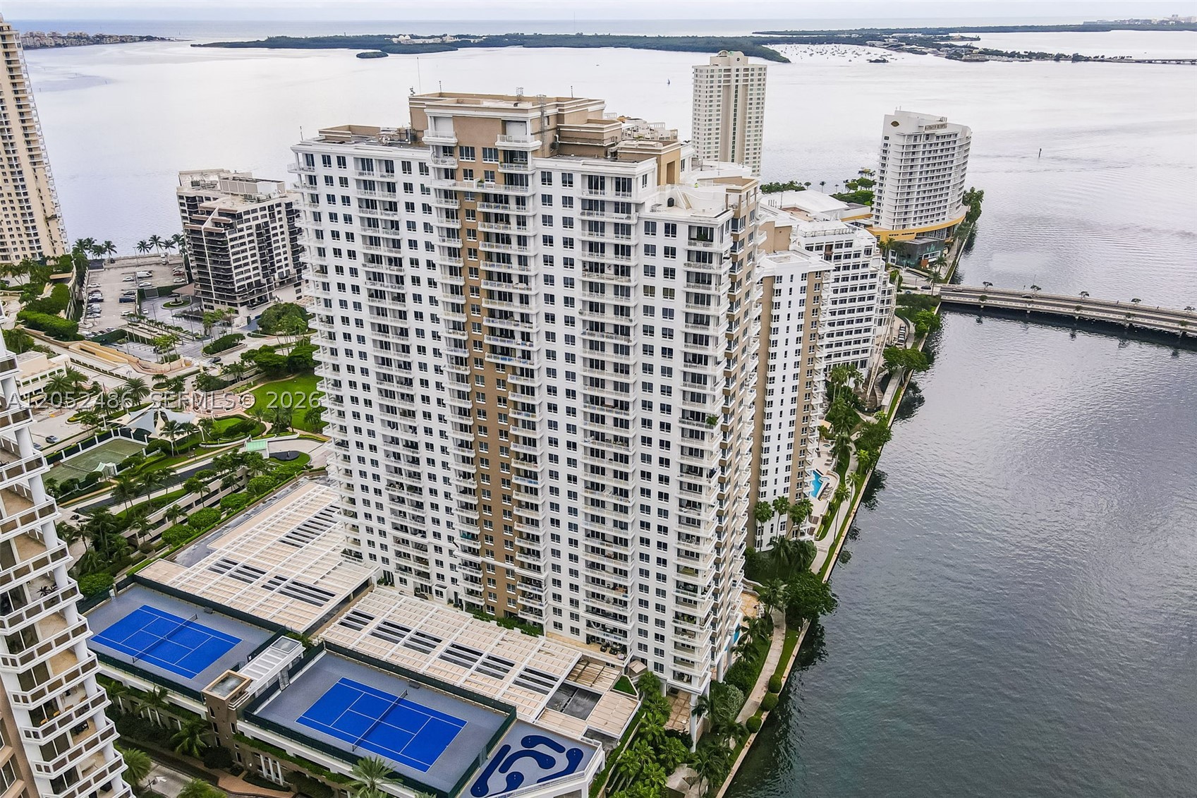 801 Brickell Key Blvd #2108, Miami FL 33131
