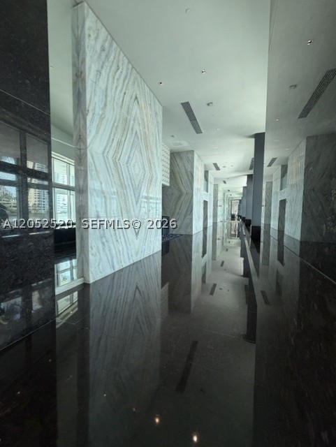 335 S Biscayne Blvd #3507, Miami FL 33131