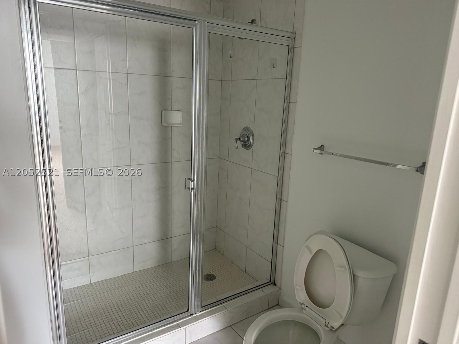 6861 SW 44th St #205, Miami FL 33155