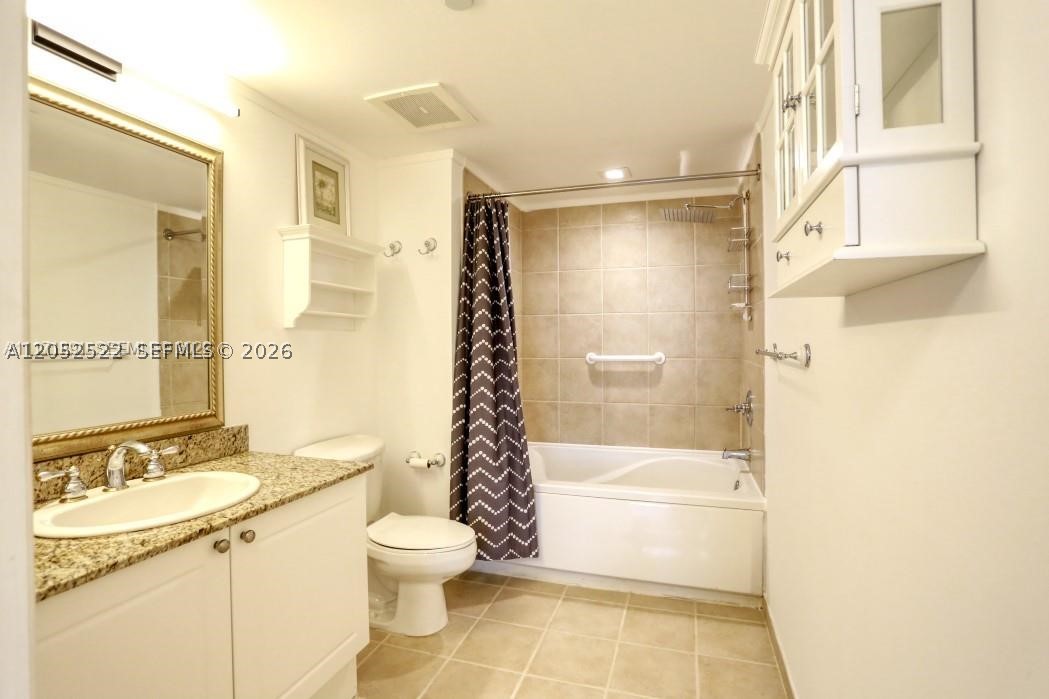 19501 W Country Club Dr #1615, Aventura FL 33180