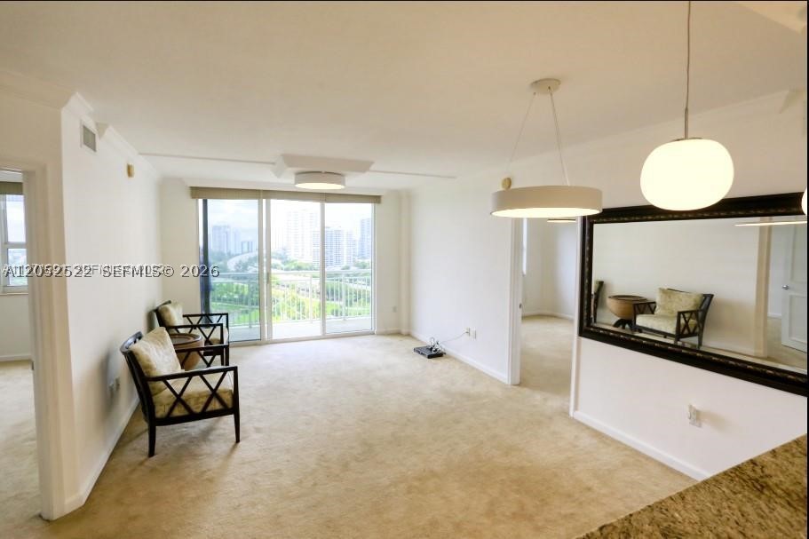 19501 W Country Club Dr #1615, Aventura FL 33180