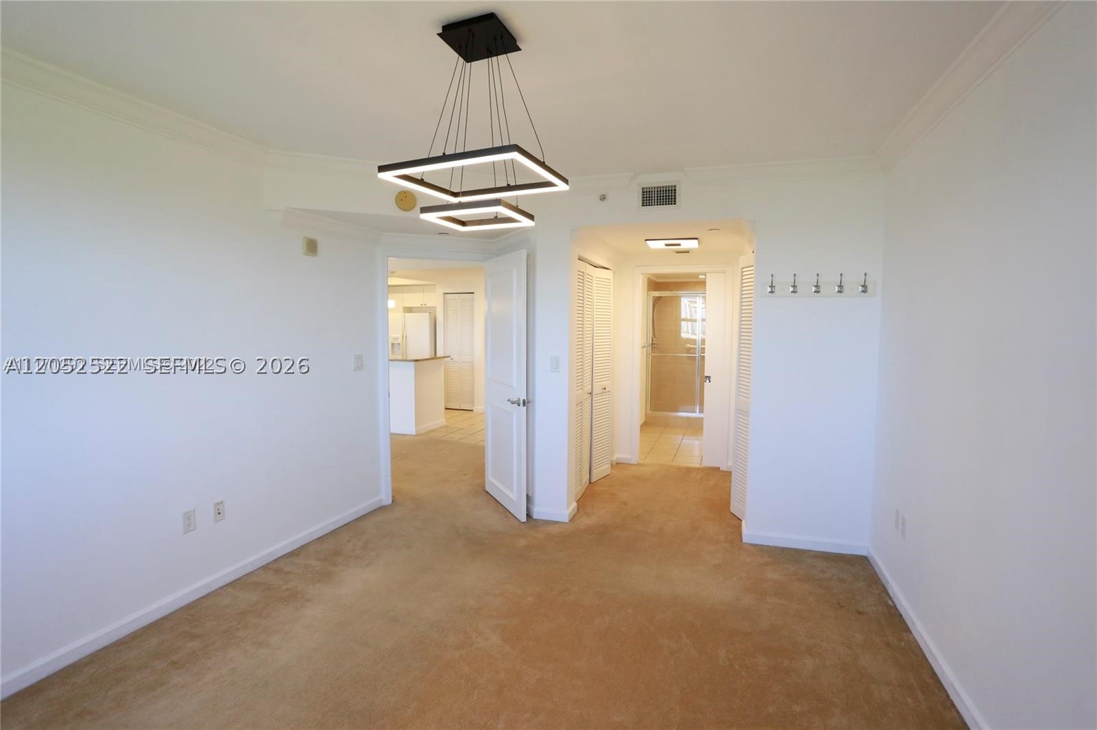 19501 W Country Club Dr #1615, Aventura FL 33180