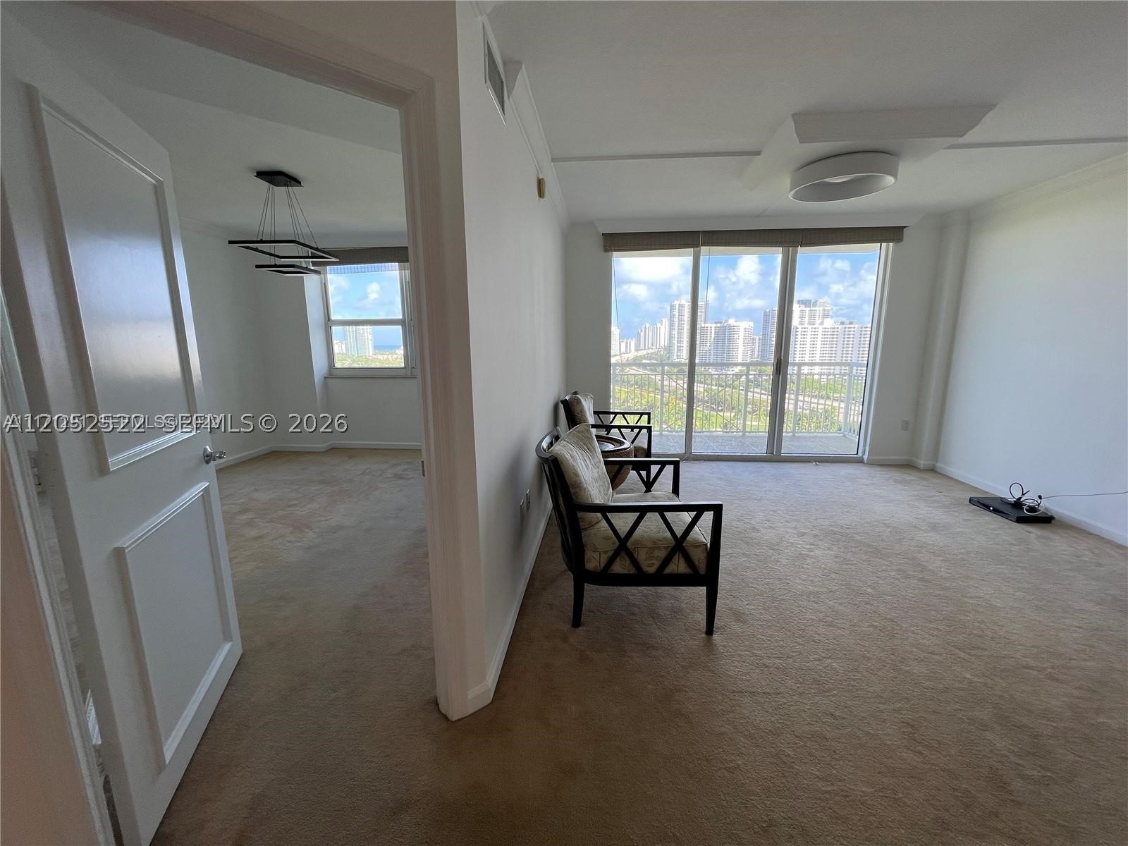 19501 W Country Club Dr #1615, Aventura FL 33180