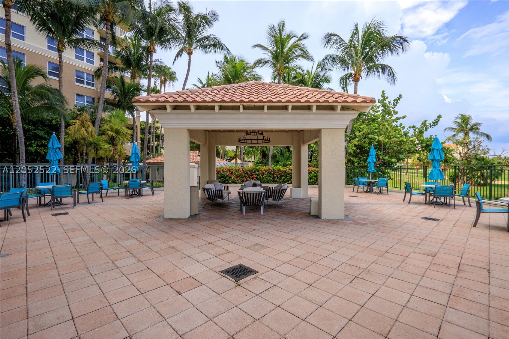 19501 W Country Club Dr #1615, Aventura FL 33180
