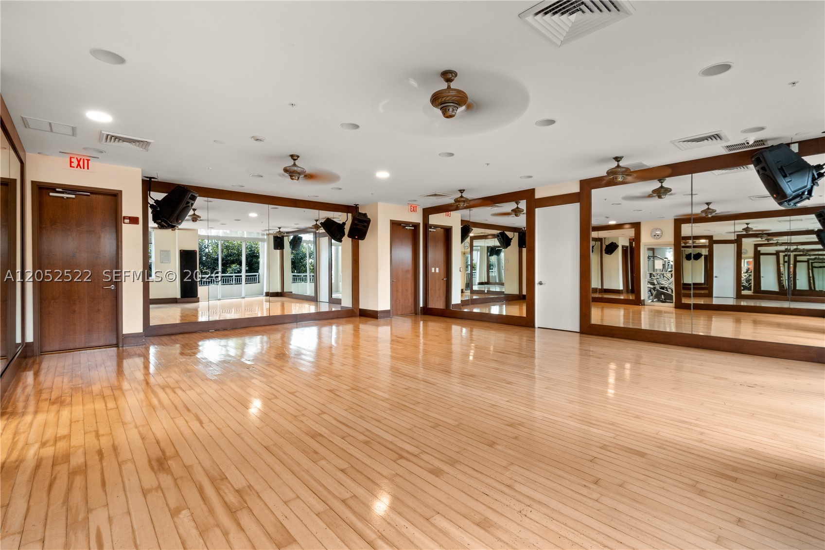 19501 W Country Club Dr #1615, Aventura FL 33180