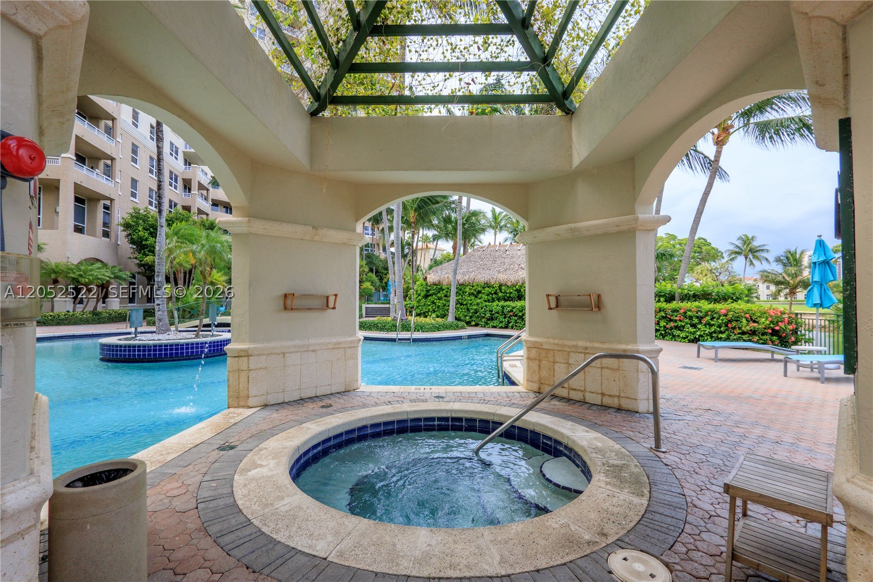 19501 W Country Club Dr #1615, Aventura FL 33180
