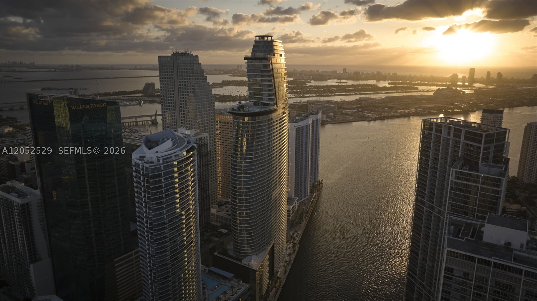 300 Biscayne Boulevard Way #1705W, Miami FL 33131