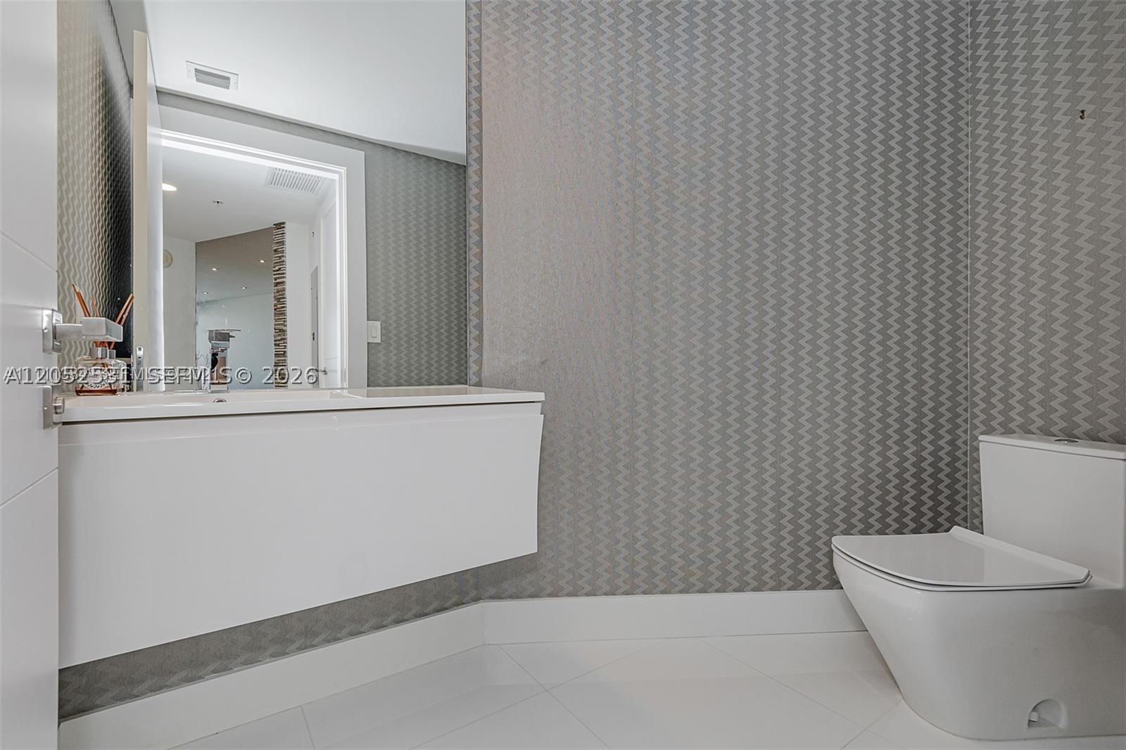 18201 Collins Ave #1101, Sunny Isles Beach FL 33160