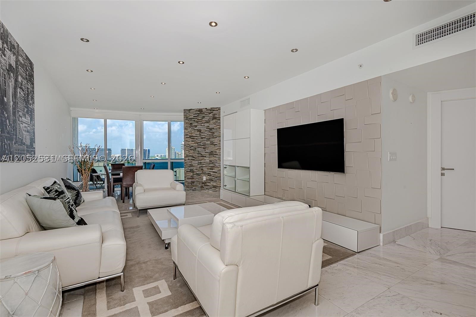 18201 Collins Ave #1101, Sunny Isles Beach FL 33160