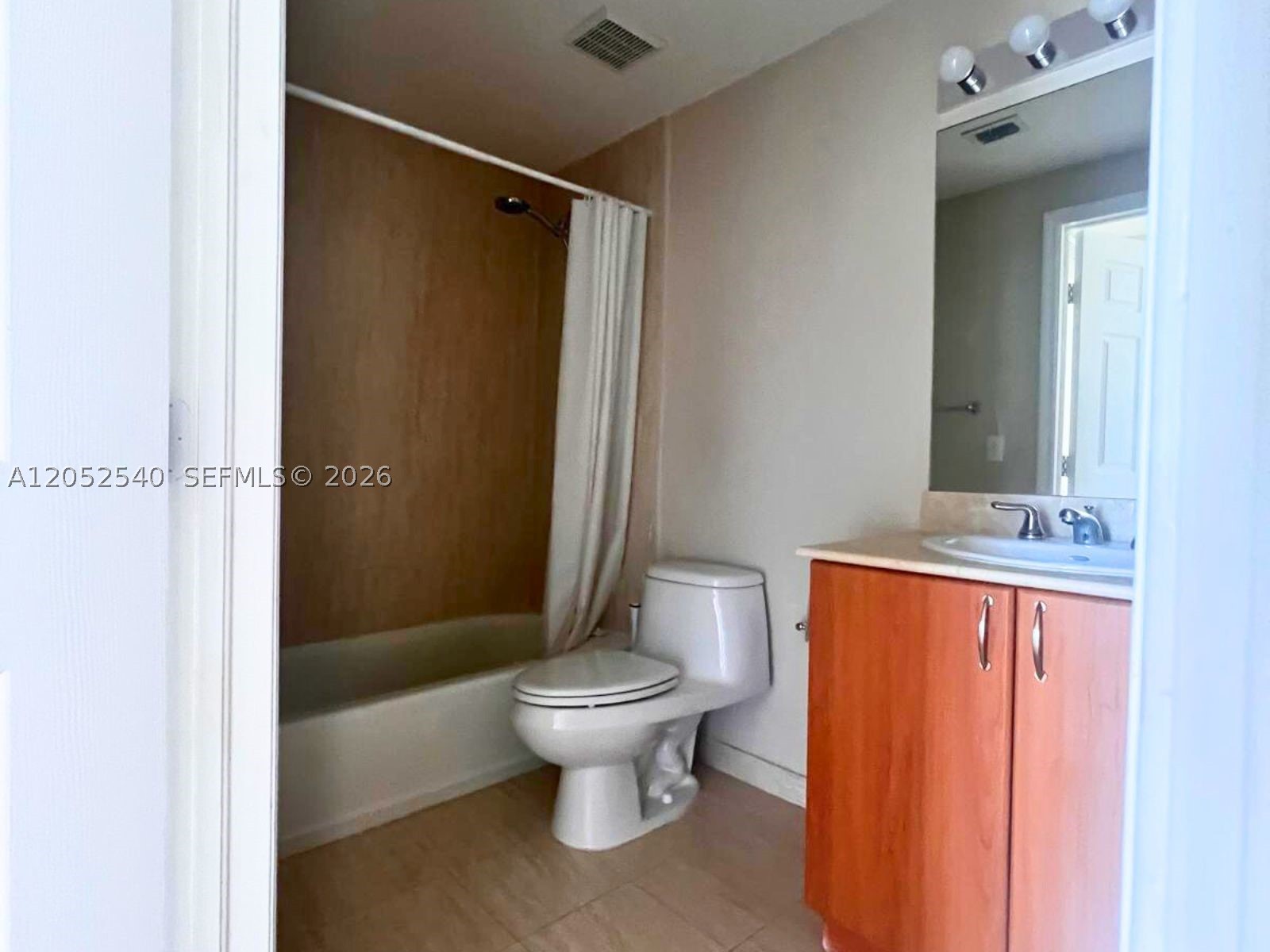 2425 SW 27th Ave #1004, Miami FL 33145
