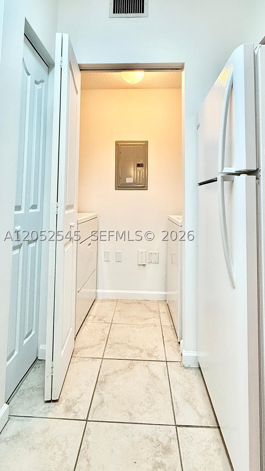 1206 E Myrtlewood Cir E #1206, Palm Beach Gardens FL 33418