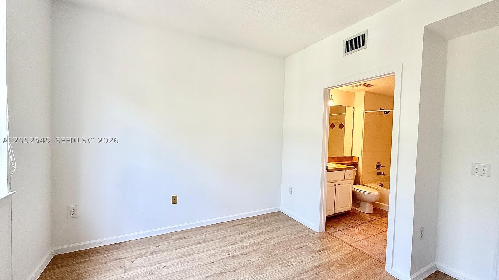 1206 E Myrtlewood Cir E #1206, Palm Beach Gardens FL 33418