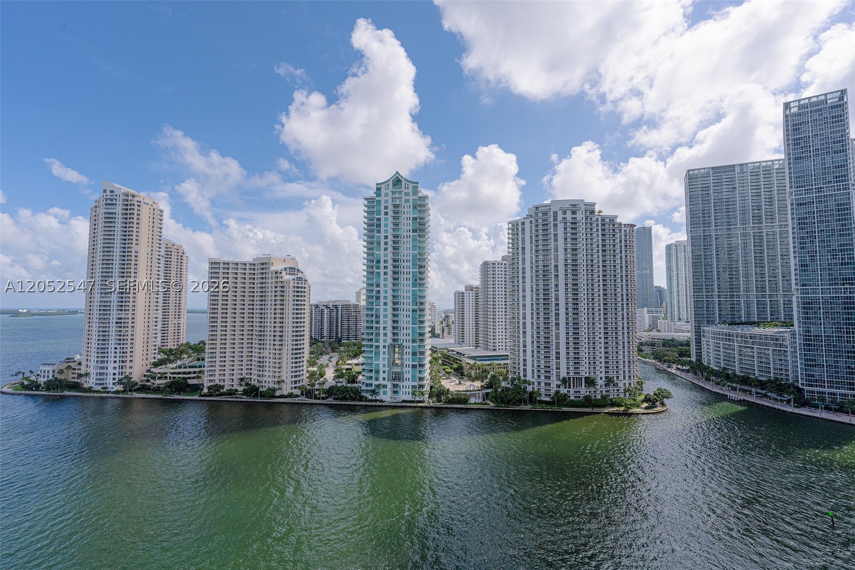 325 S Biscayne Blvd #2119, Miami FL 33131