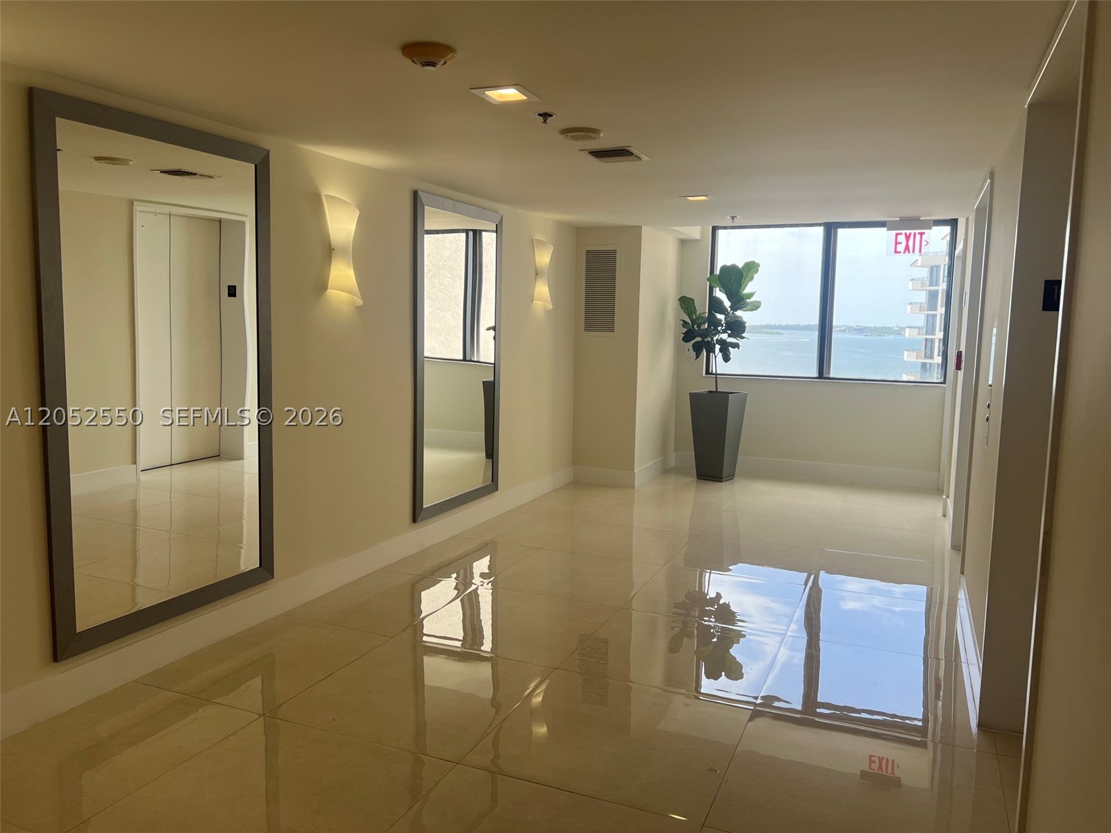 540 BRICKELL KEY DR #1511, Miami FL 33131