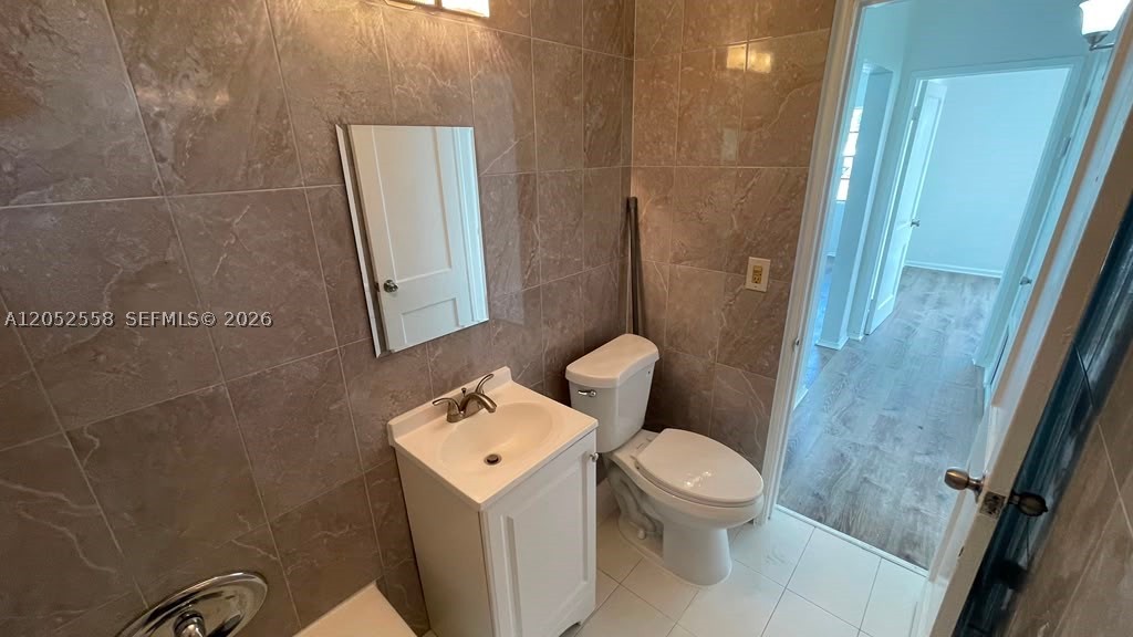 1012 NW 66th St #0, Miami FL 33150