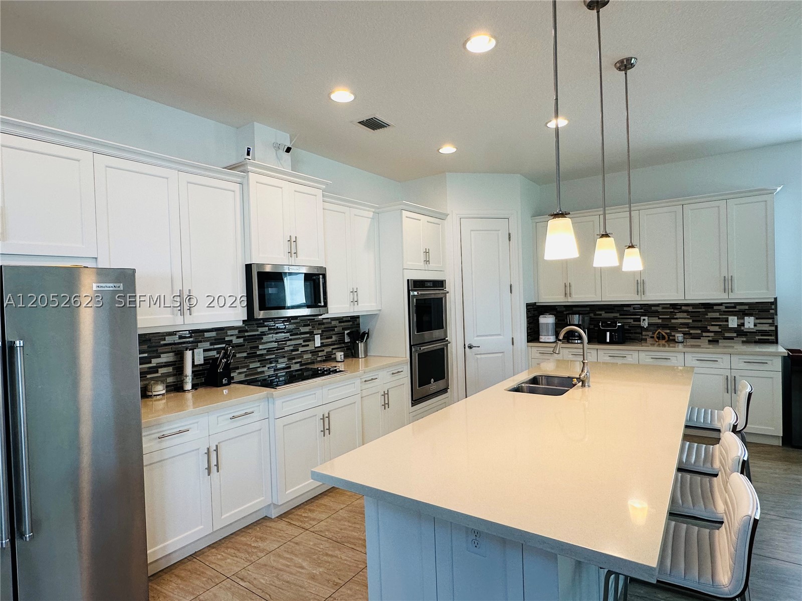 11326 SW 12th St, Pembroke Pines FL 33025