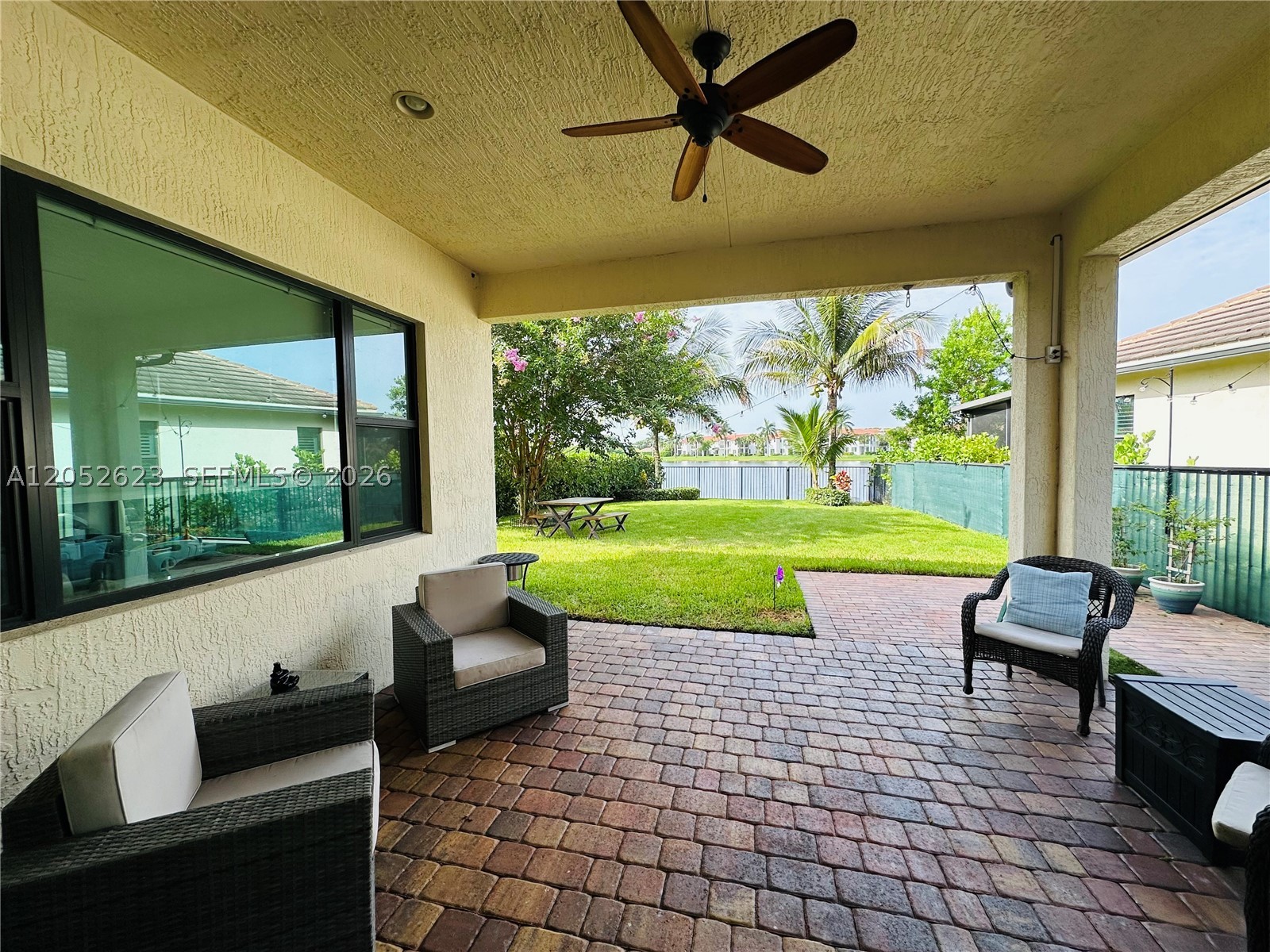 11326 SW 12th St, Pembroke Pines FL 33025