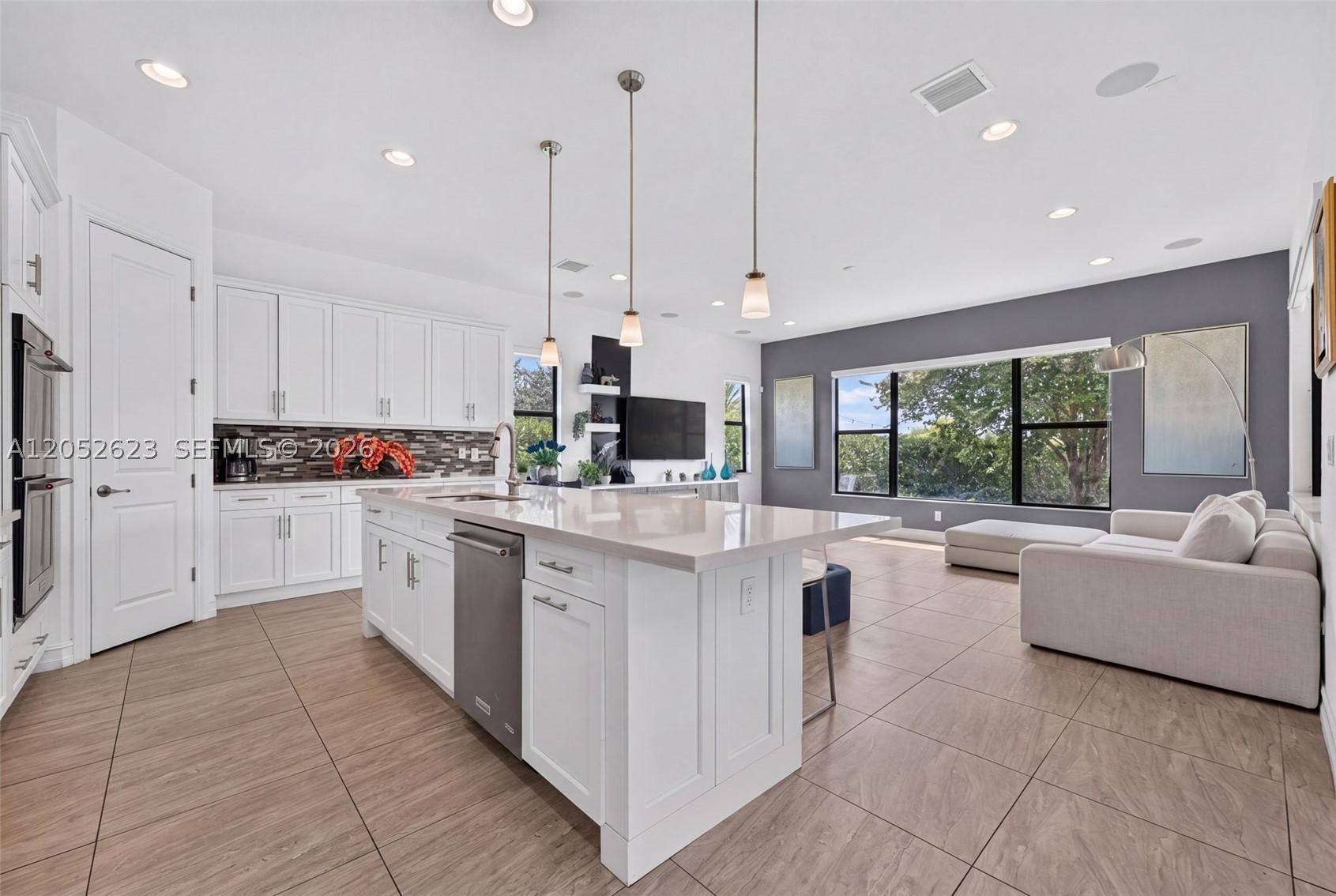 11326 SW 12th St, Pembroke Pines FL 33025