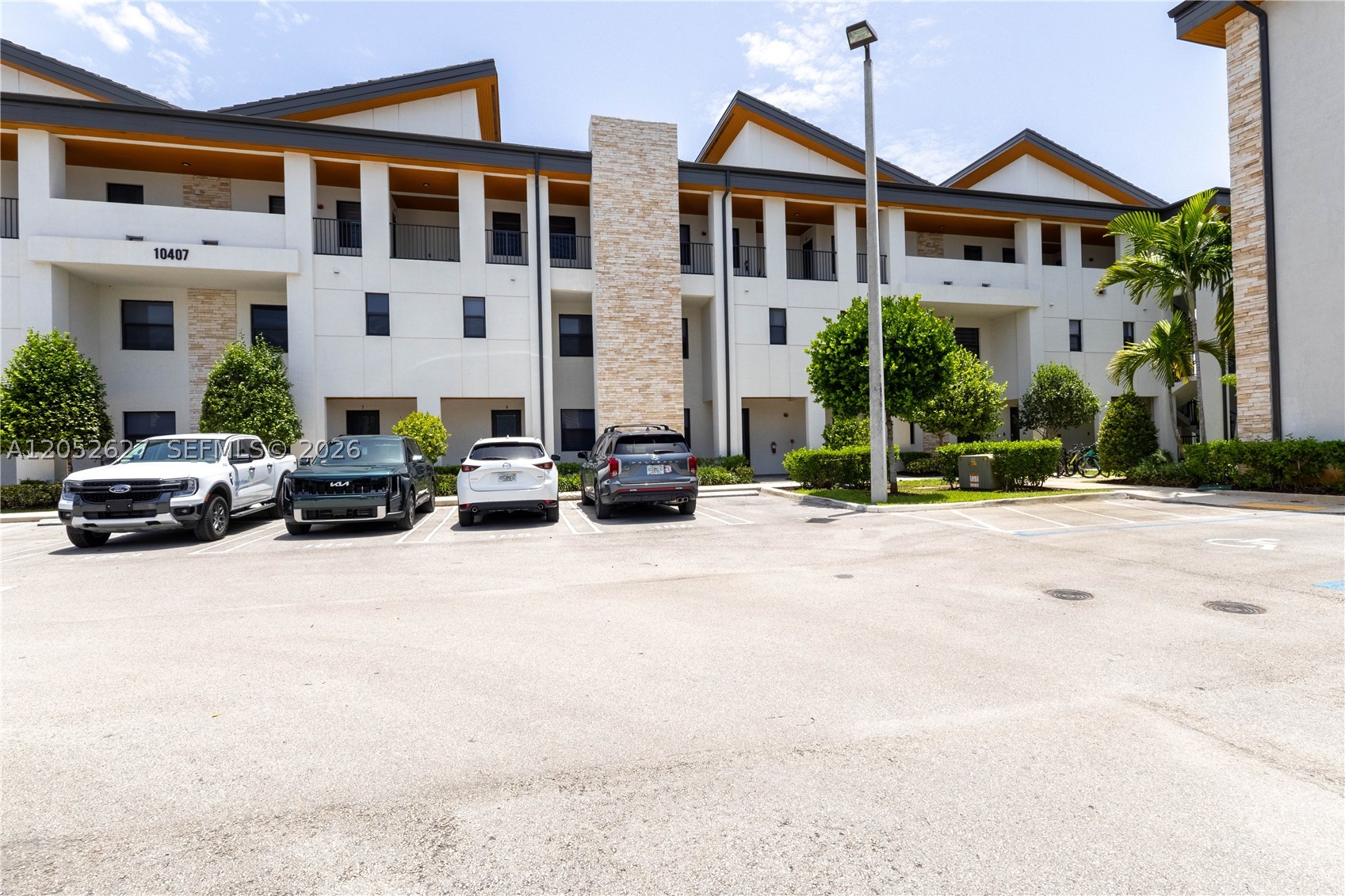 10407 NW 82nd St #12, Doral FL 33178