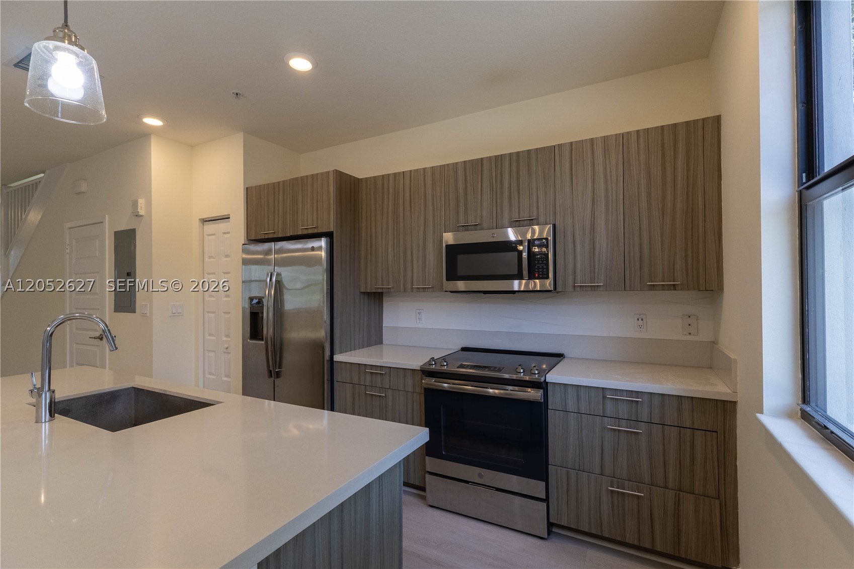 10407 NW 82nd St #12, Doral FL 33178