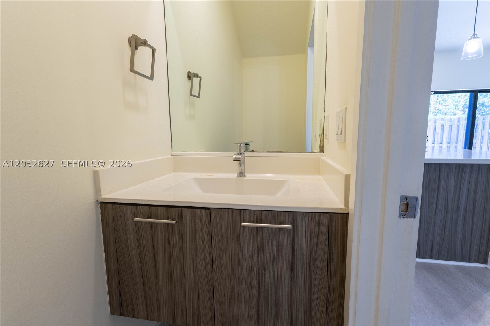 10407 NW 82nd St #12, Doral FL 33178