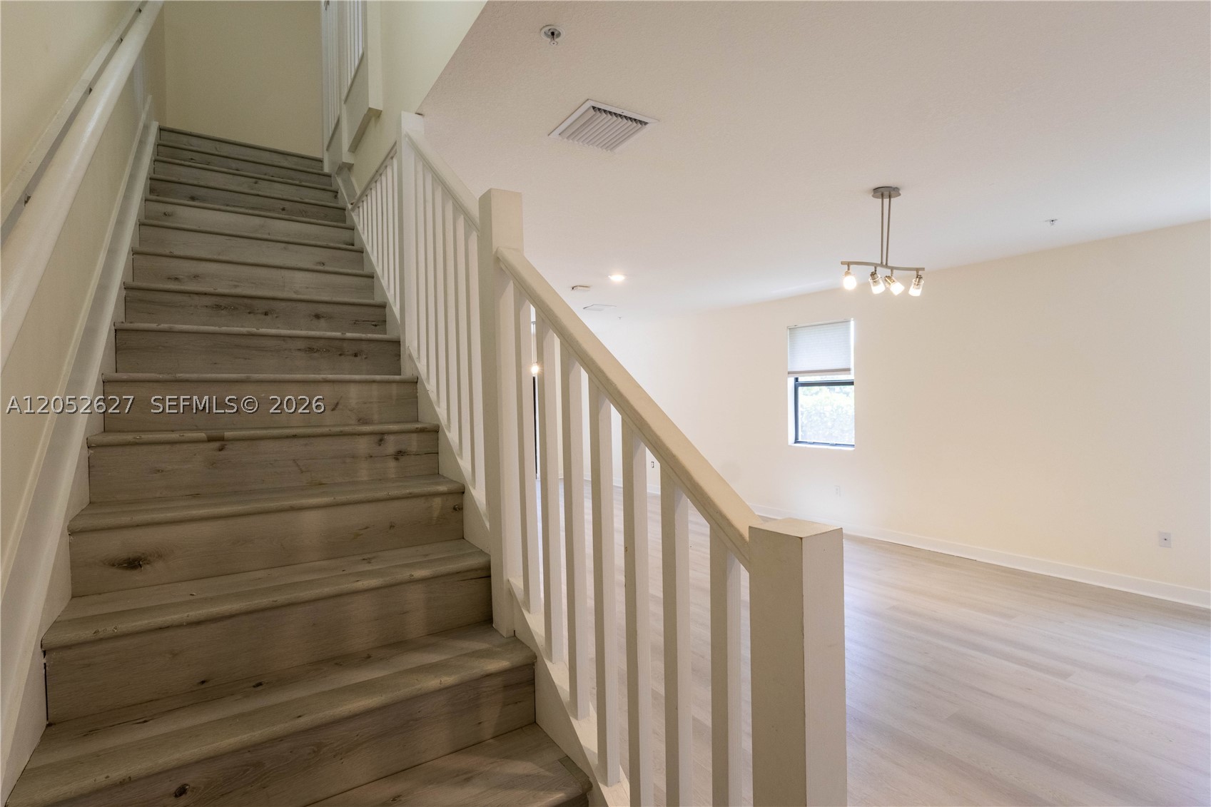 10407 NW 82nd St #12, Doral FL 33178