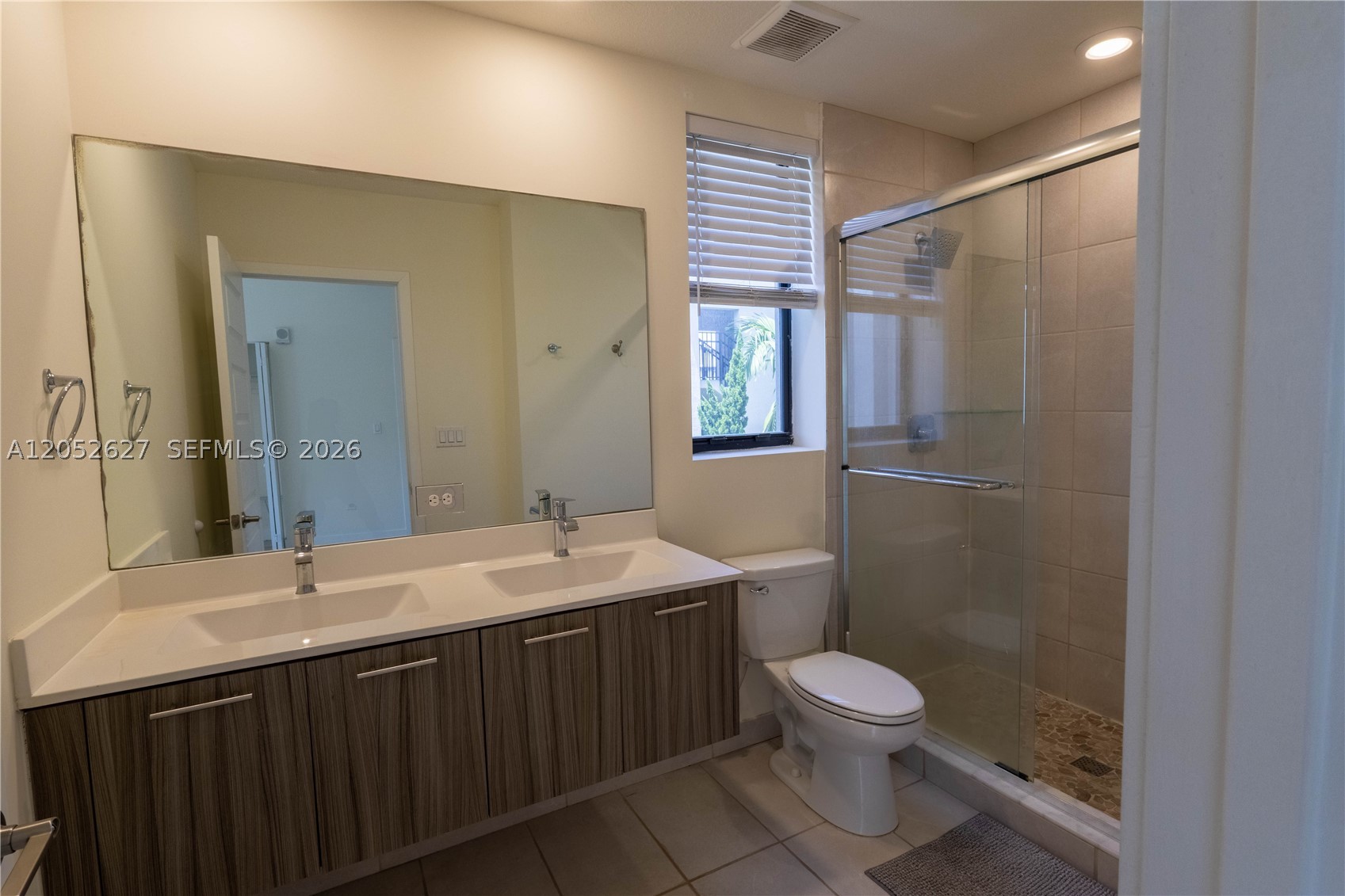 10407 NW 82nd St #12, Doral FL 33178