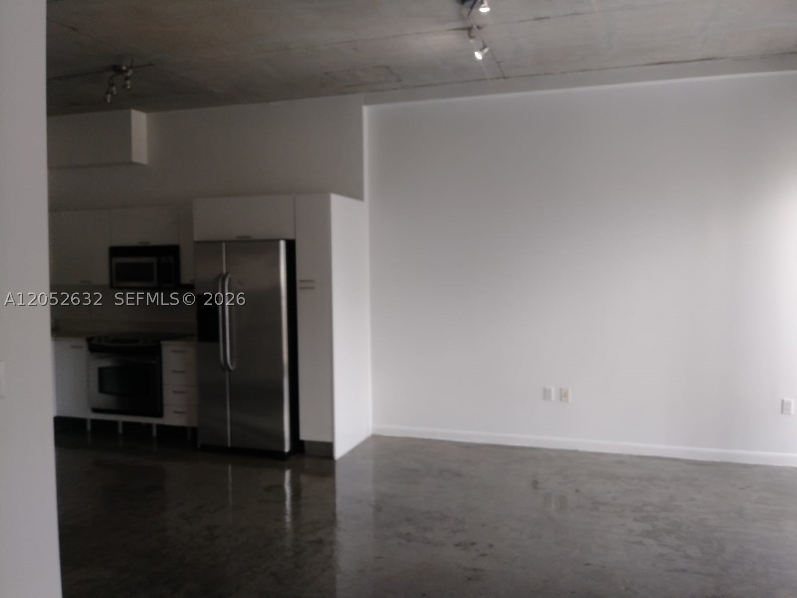 133 NE 2nd Ave #2204, Miami FL 33132