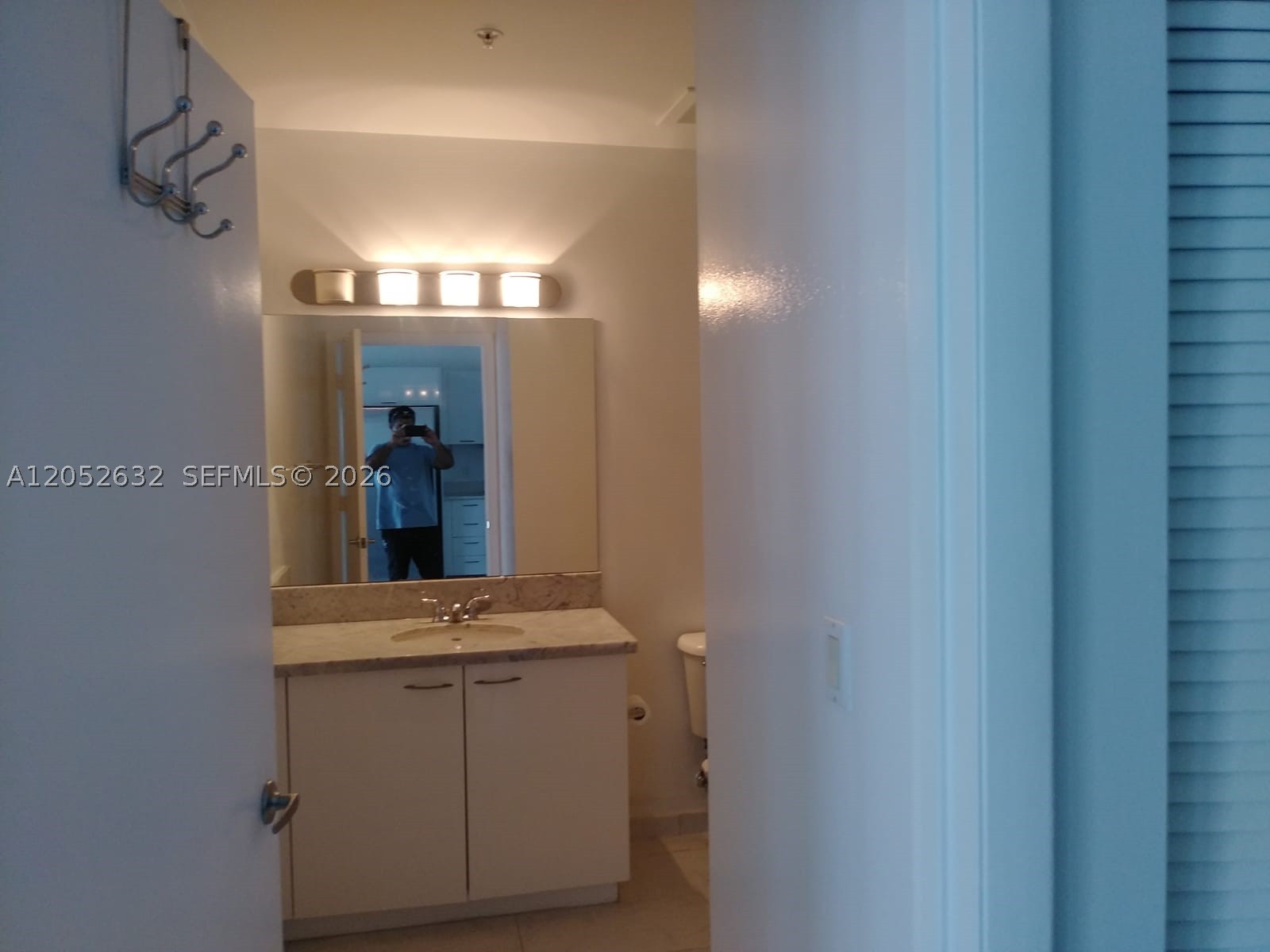133 NE 2nd Ave #2204, Miami FL 33132