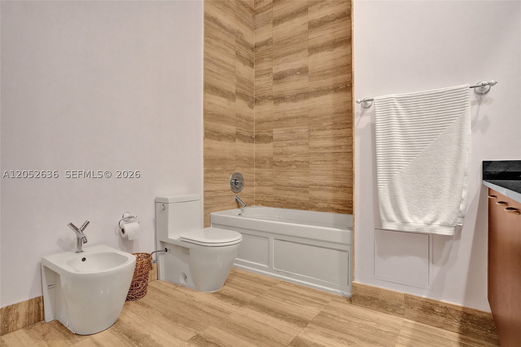 16001 Collins Ave #4305, Sunny Isles Beach FL 33160