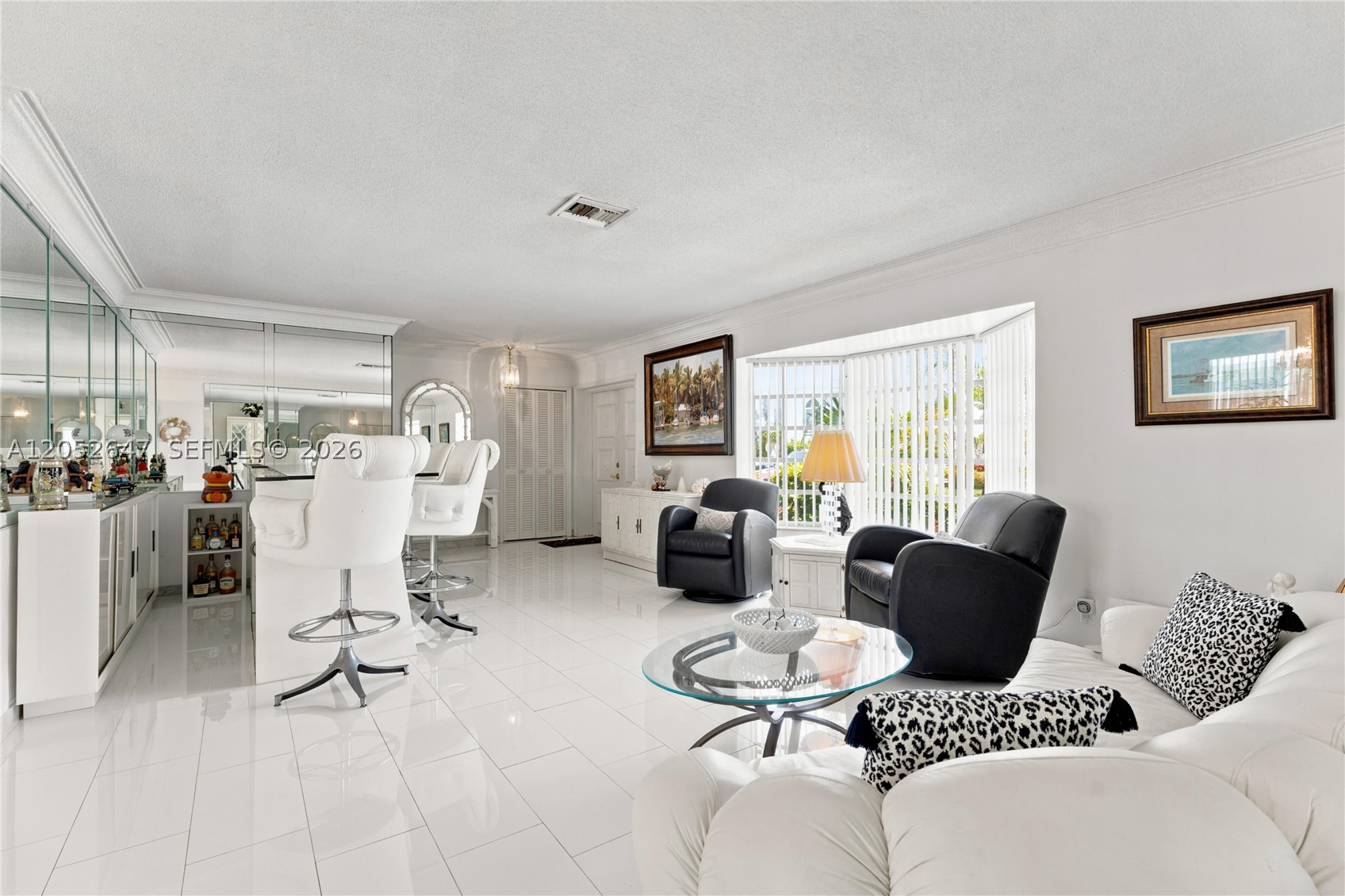 8 Castle Harbor Is, Fort Lauderdale FL 33308