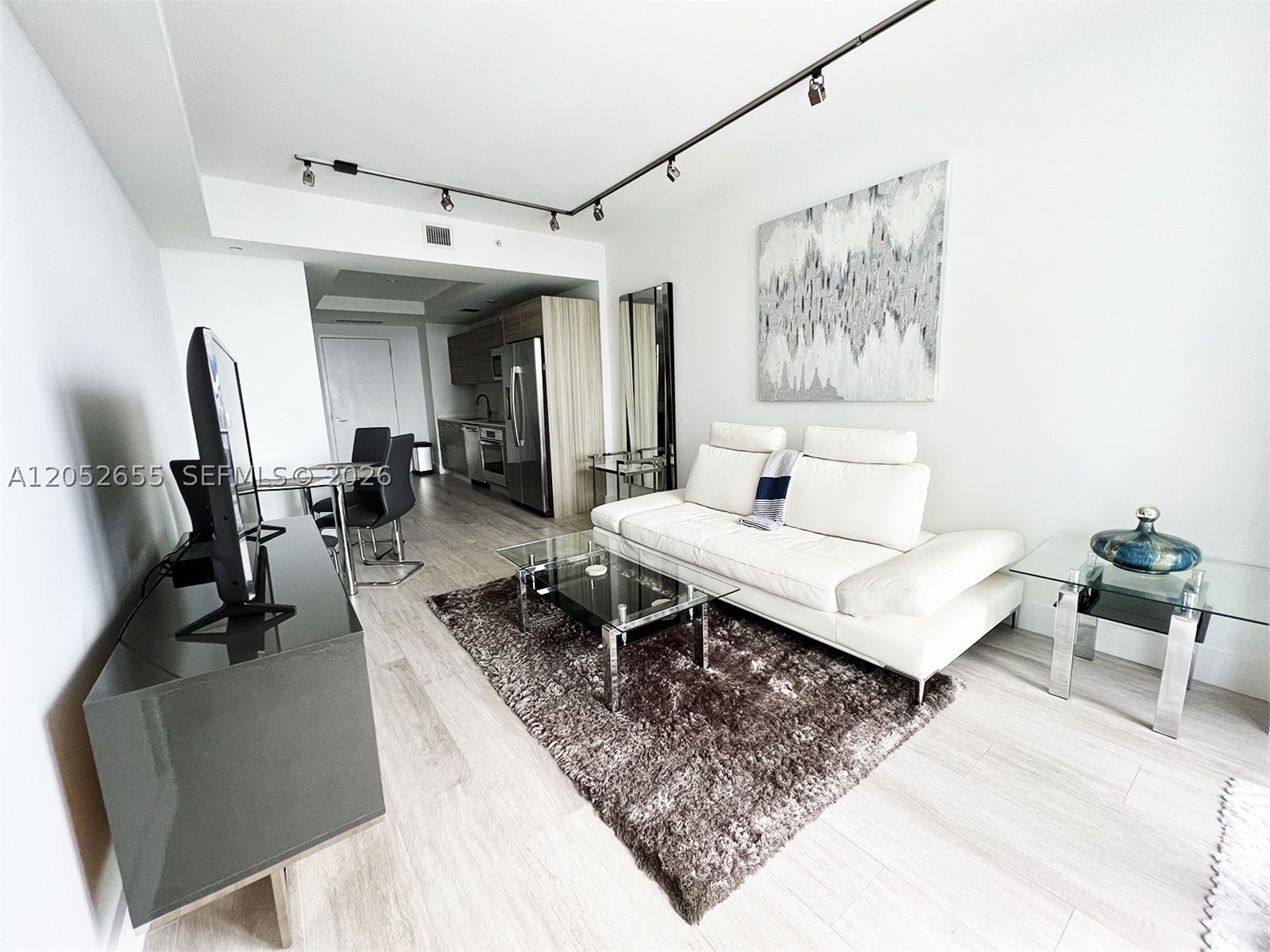 121 NE 34th St #2603, Miami FL 33137