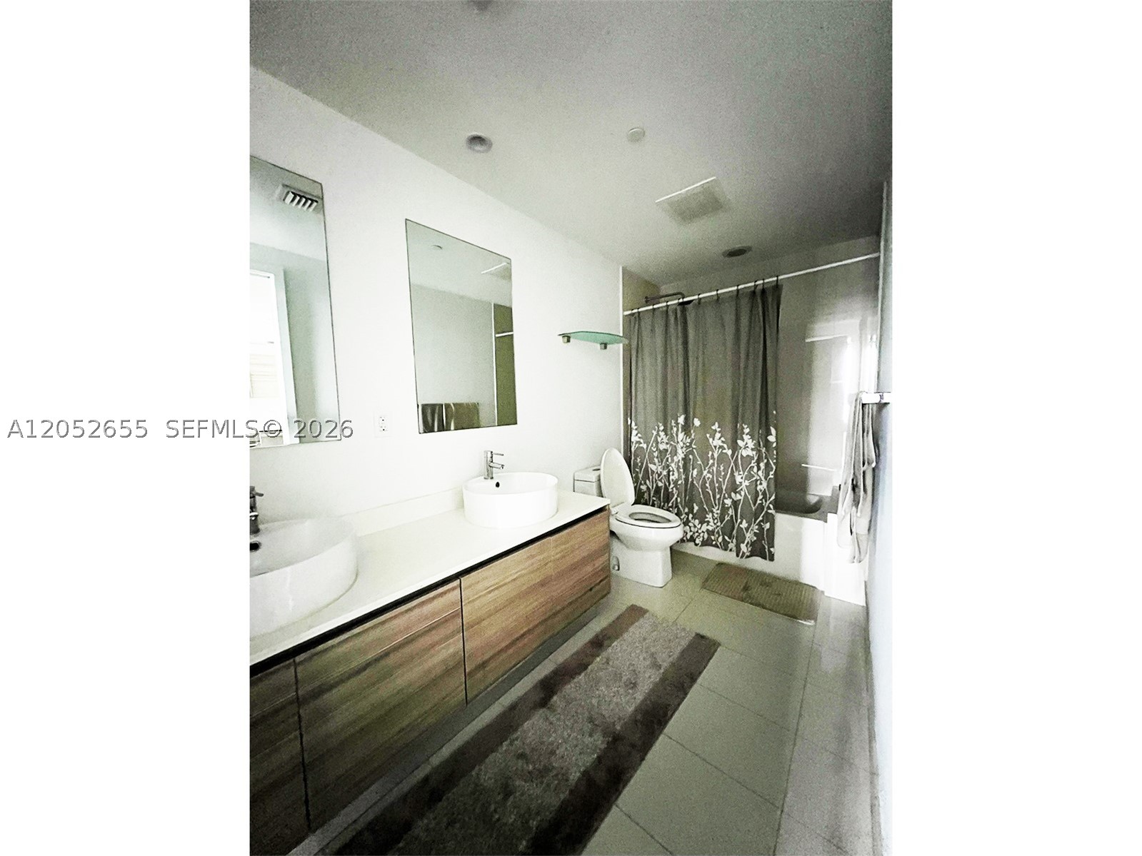 121 NE 34th St #2603, Miami FL 33137