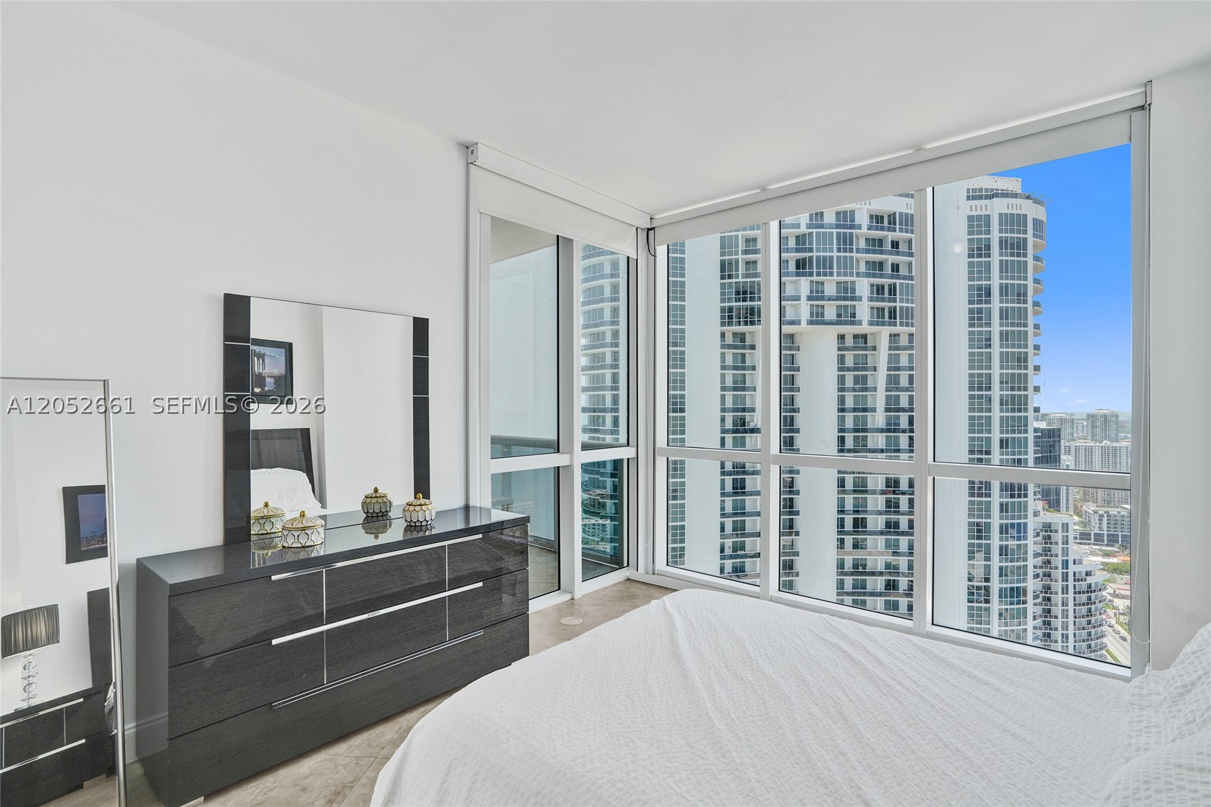18201 Collins Ave #4705, Sunny Isles Beach FL 33160
