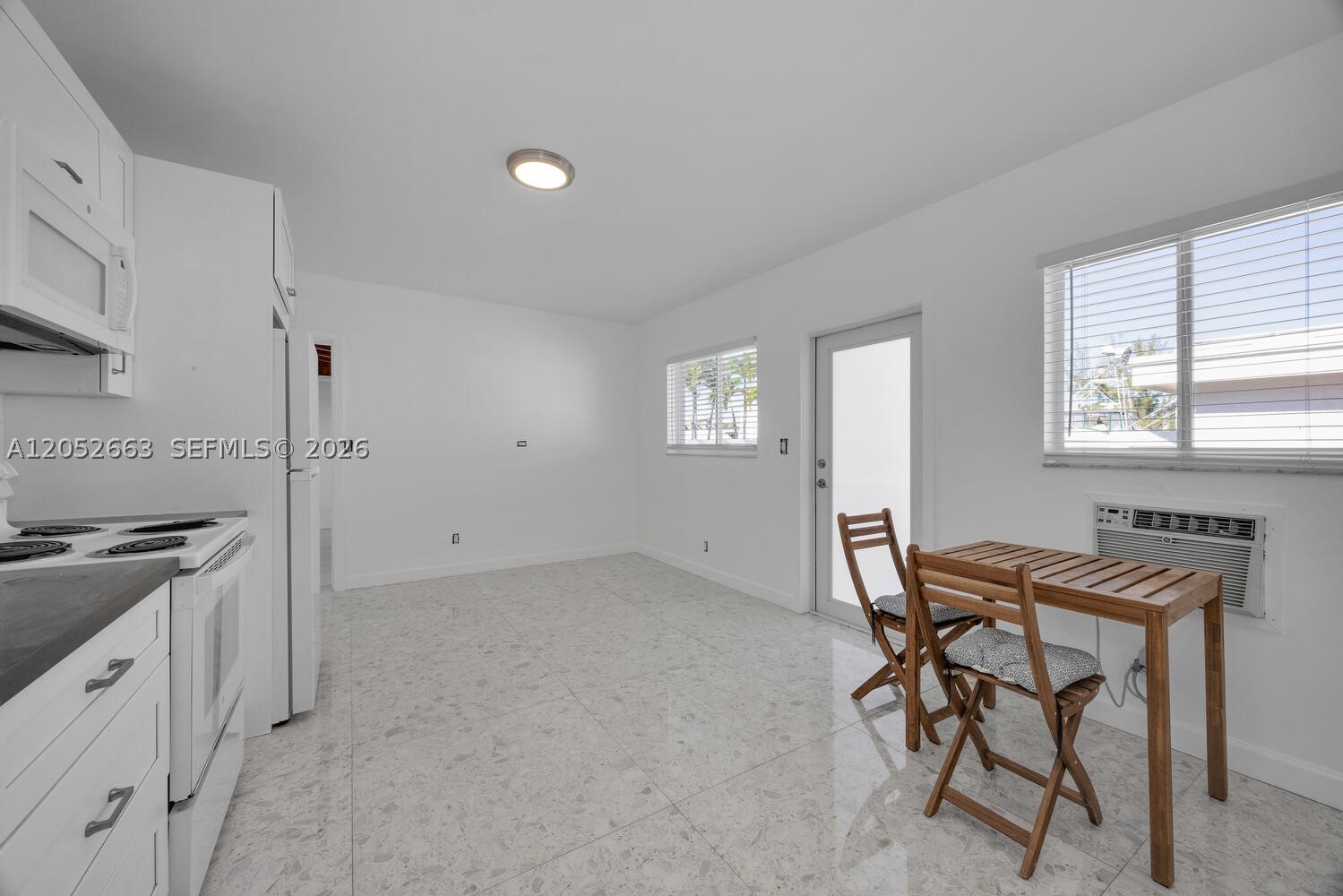 3551 NW 20th St, Miami FL 33142
