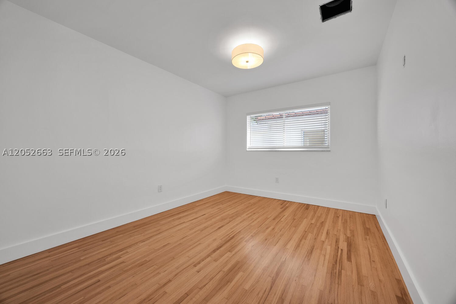 3551 NW 20th St, Miami FL 33142