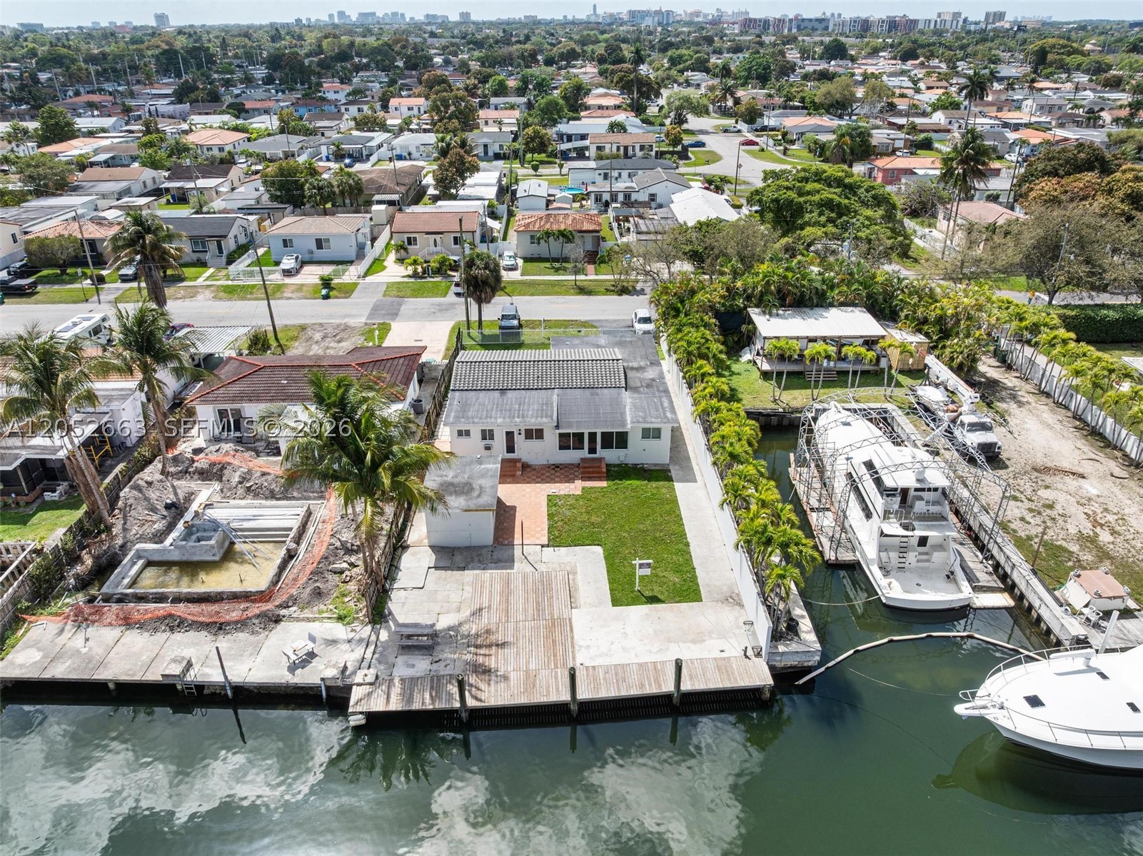 3551 NW 20th St, Miami FL 33142