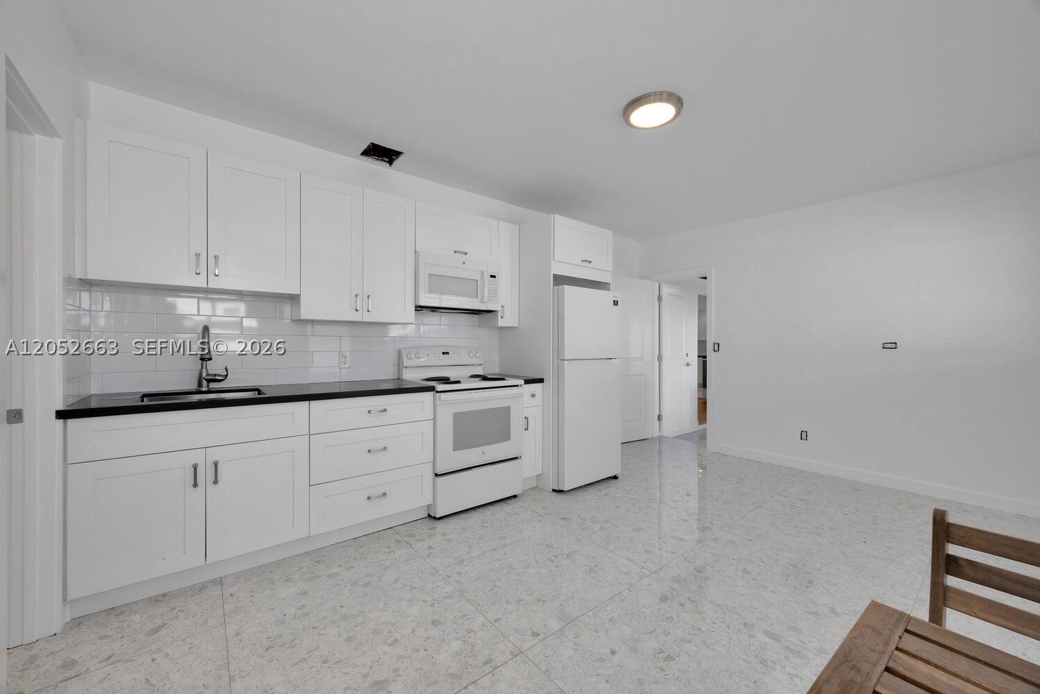 3551 NW 20th St, Miami FL 33142