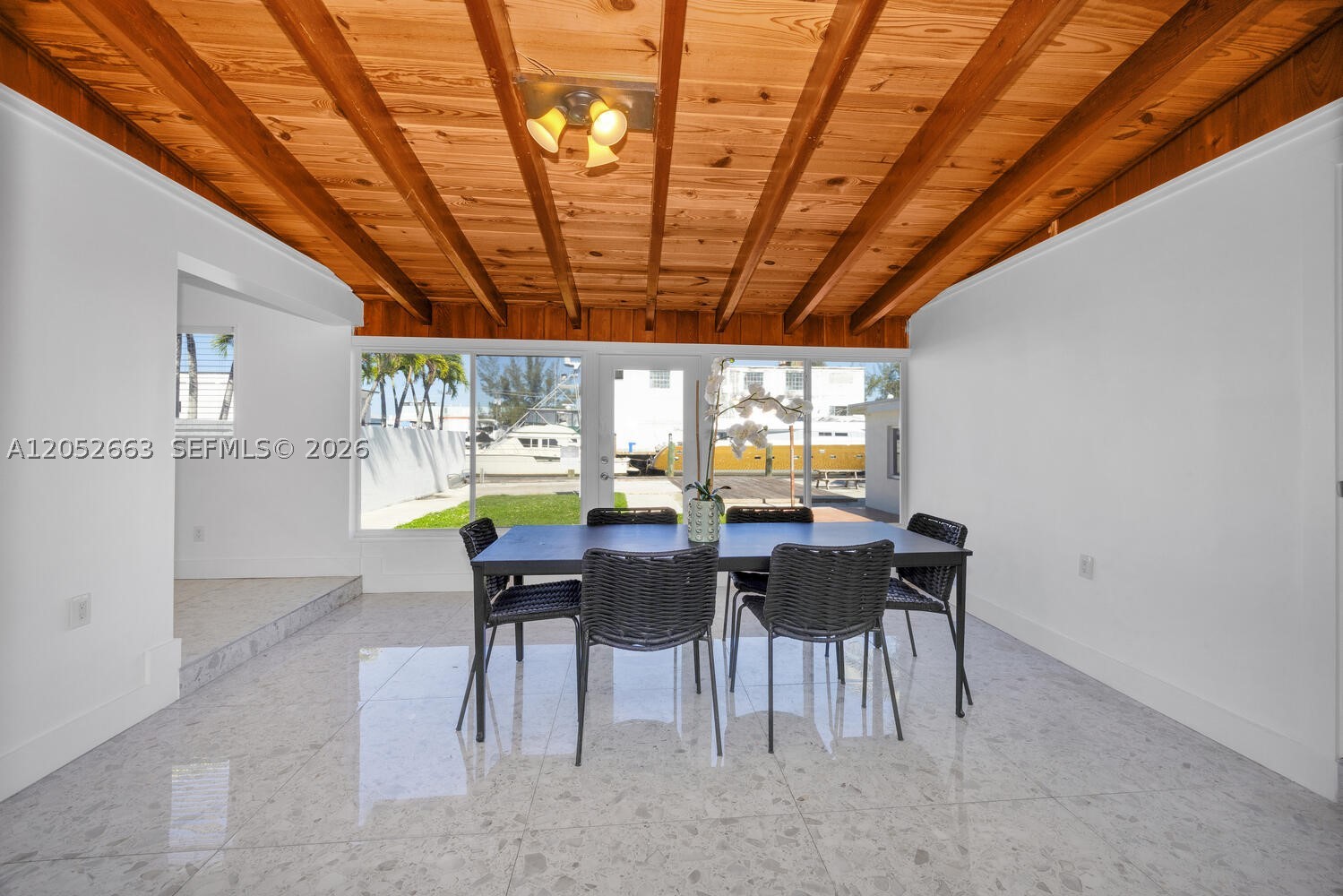 3551 NW 20th St, Miami FL 33142