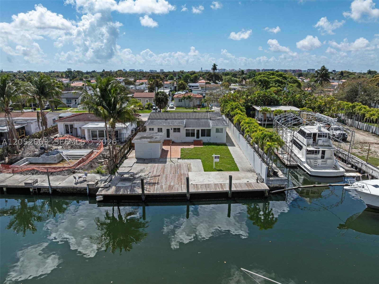 3551 NW 20th St, Miami FL 33142