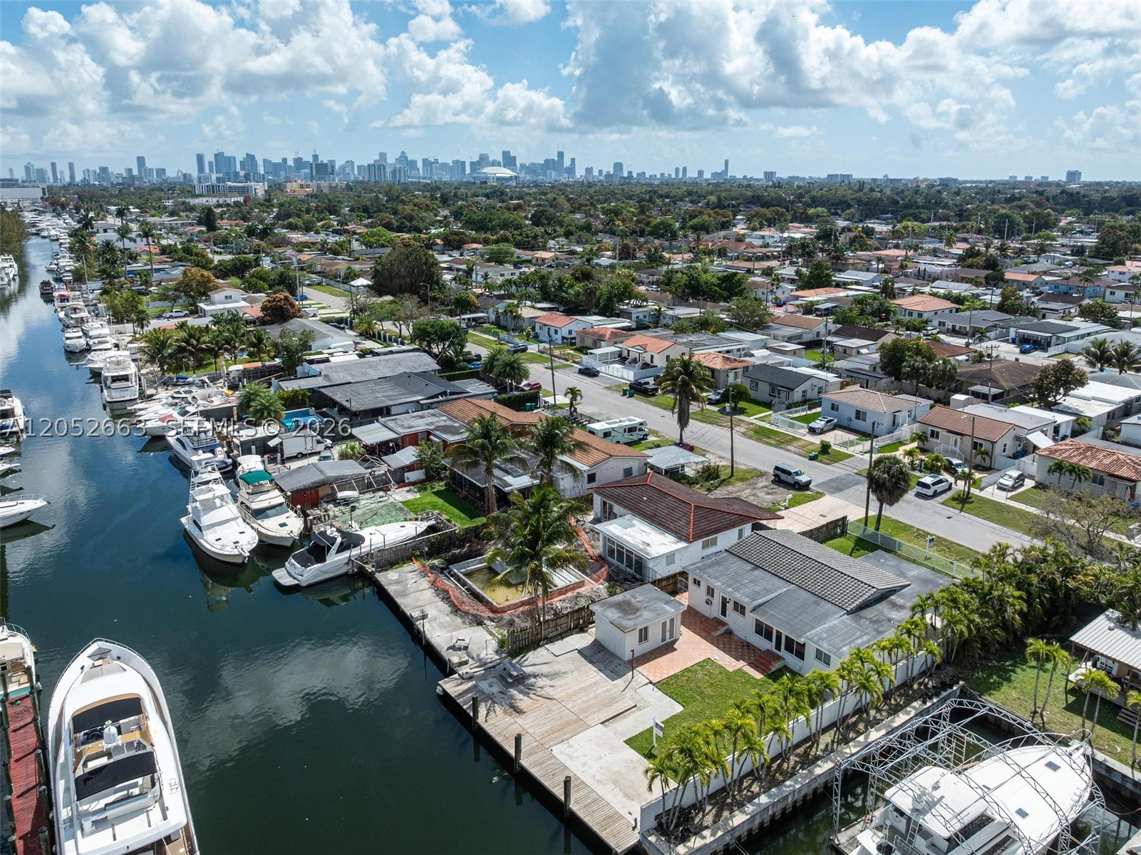 3551 NW 20th St, Miami FL 33142