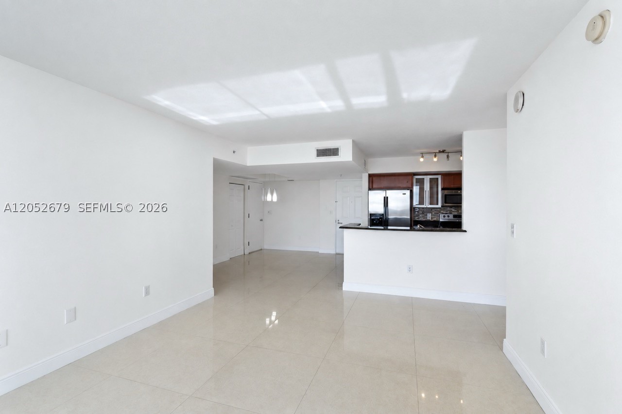 3232 SW 22nd St #1701, Miami FL 33145