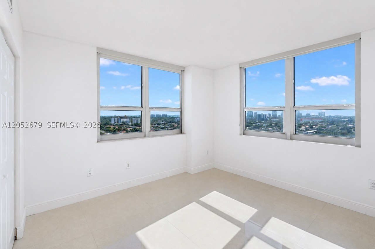 3232 SW 22nd St #1701, Miami FL 33145