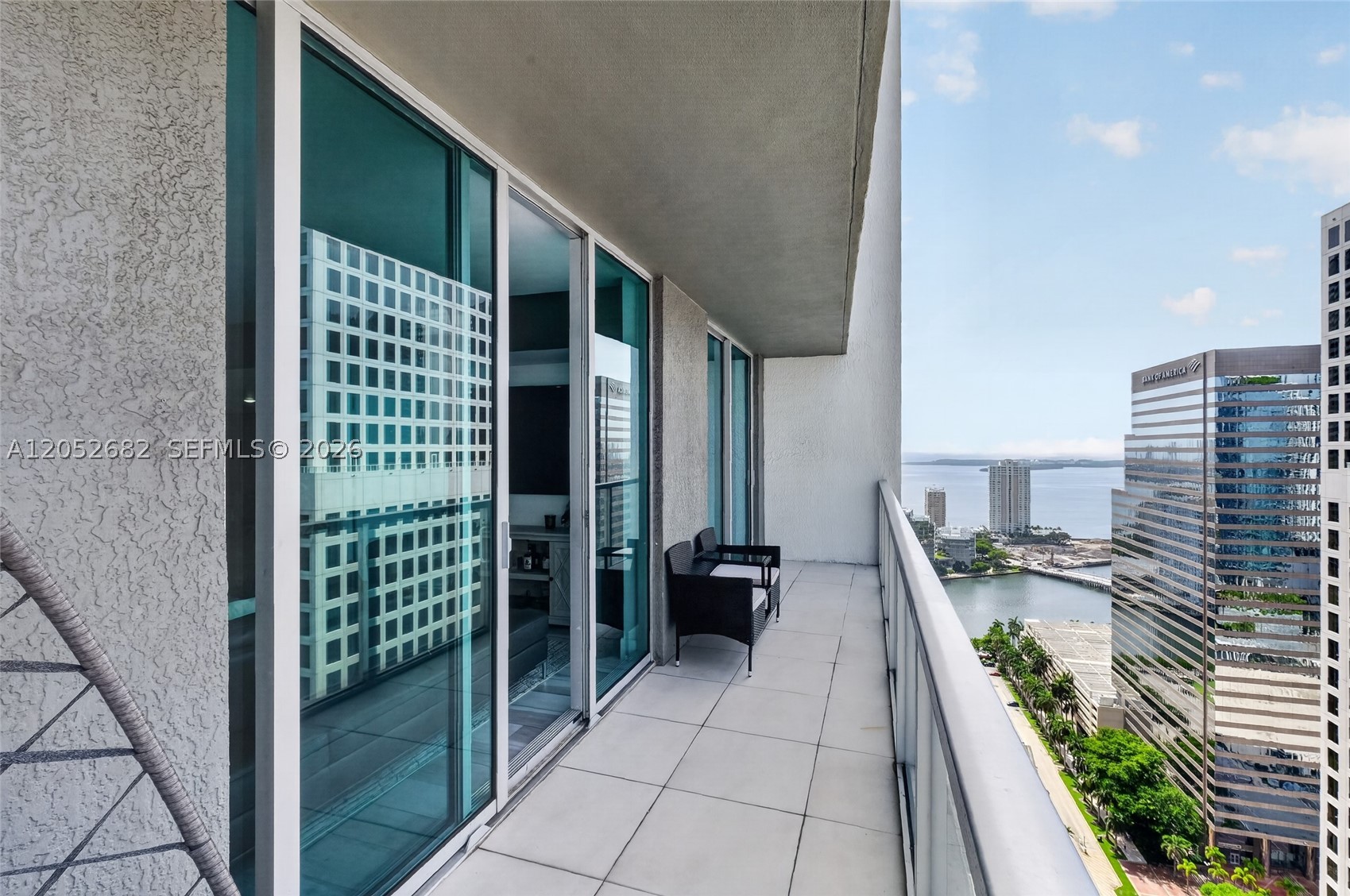 55 SE 6th St #3802, Miami FL 33131