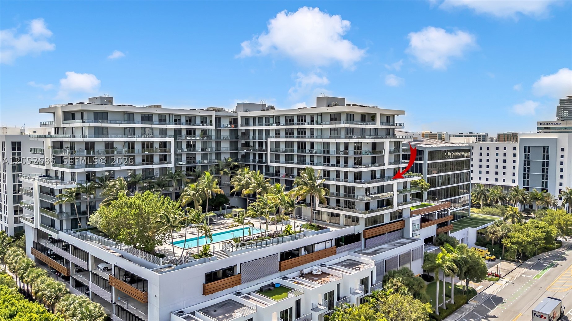 2960 NE 207th St #811, Aventura FL 33180