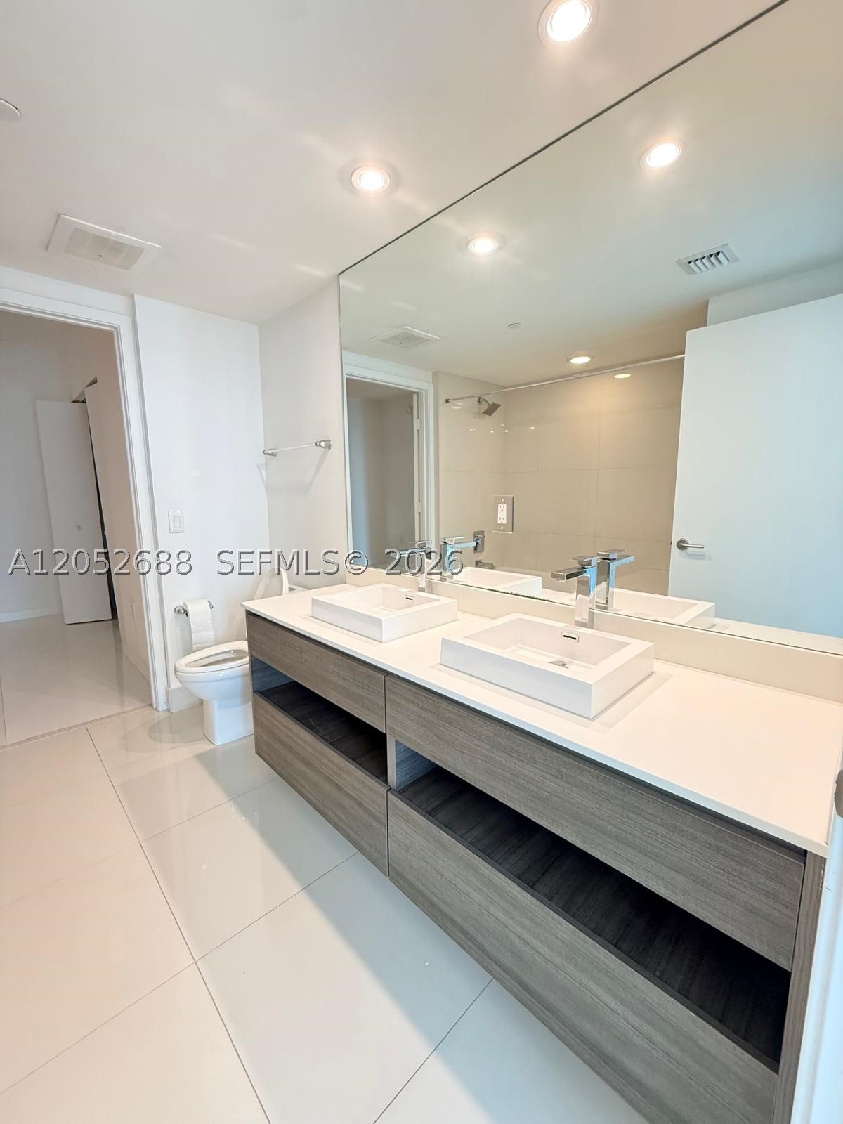 1100 S MIAMI AV #4103, Miami FL 33130
