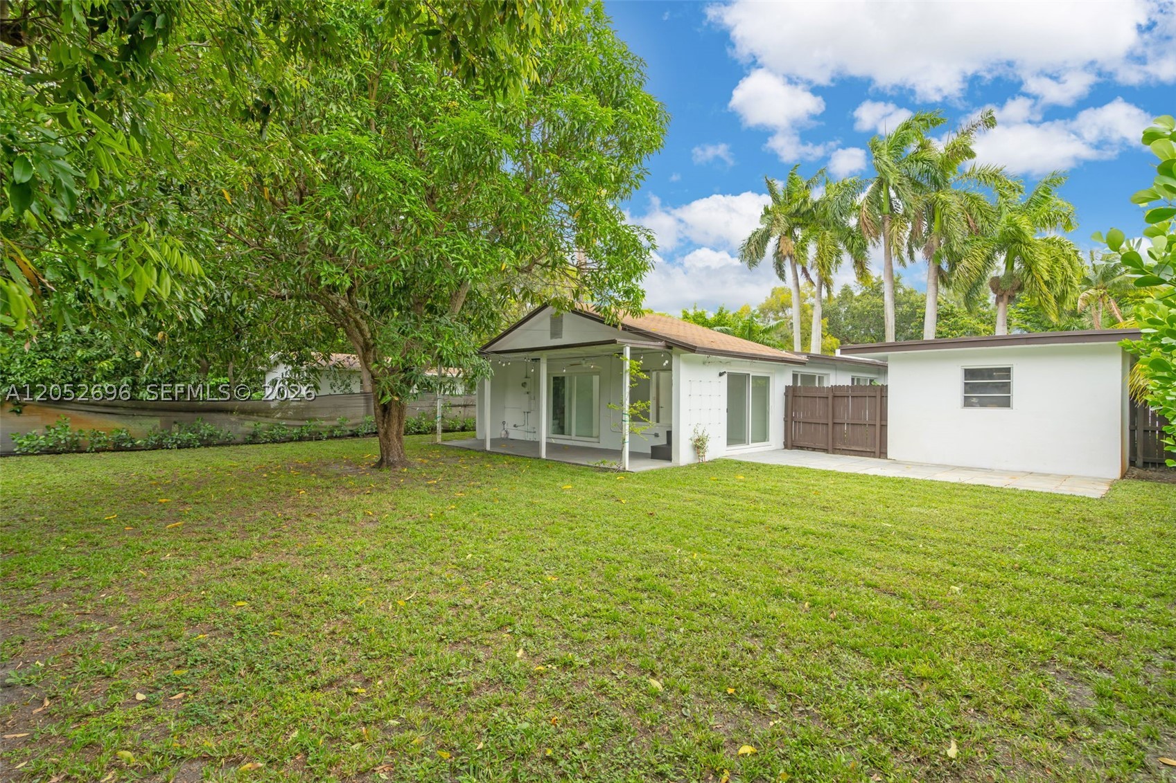 1580 NE 139th St, North Miami FL 33161
