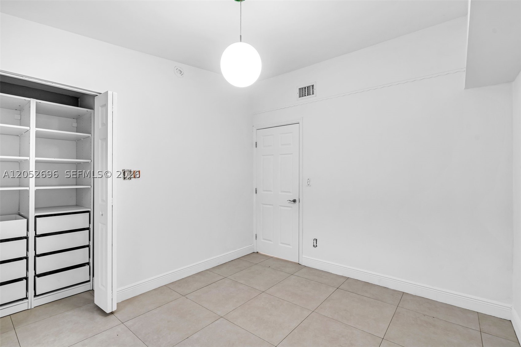 1580 NE 139th St, North Miami FL 33161
