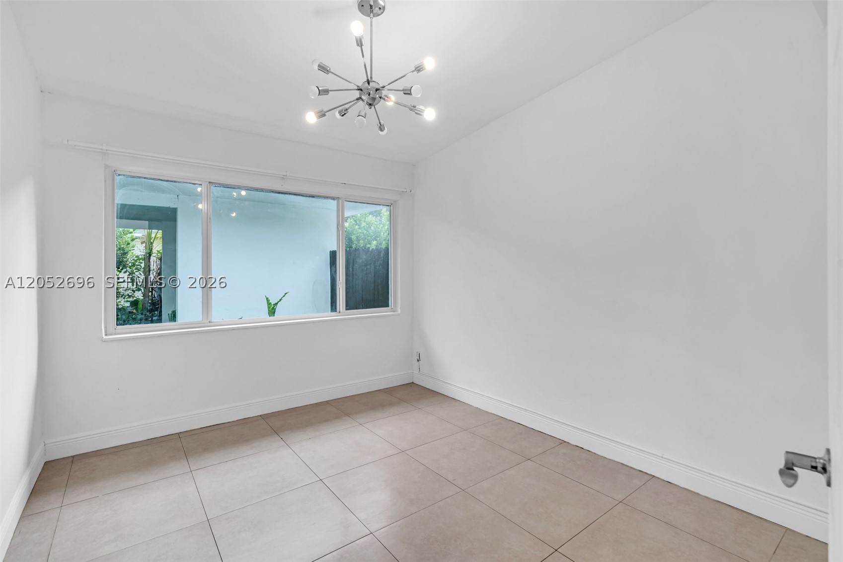 1580 NE 139th St, North Miami FL 33161
